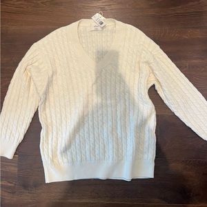 NWT Aritzia Wilfred Cable Knit Sweater